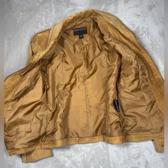 Bernardo Genuine Leather Suede Camel Tan Boho Coastal Cowgirl Jacket Size PM - Picture 3 of 17